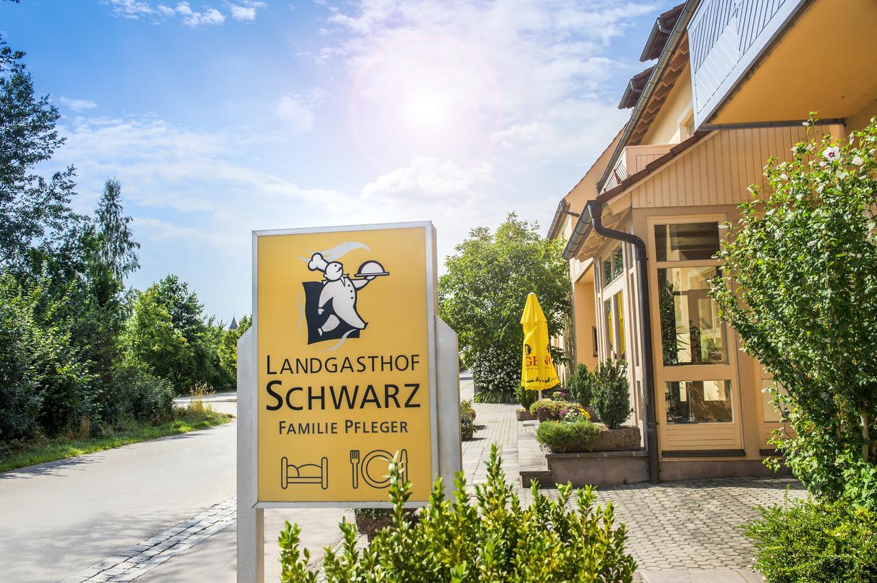 Landgasthof Schwarz Windsbach エクステリア 写真